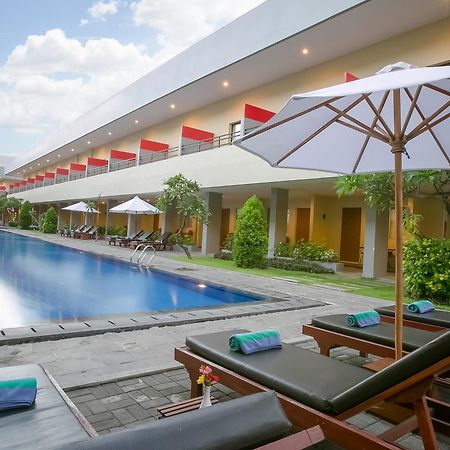 Kuta Station Hotel And Spa Μπαλί Εξωτερικό φωτογραφία