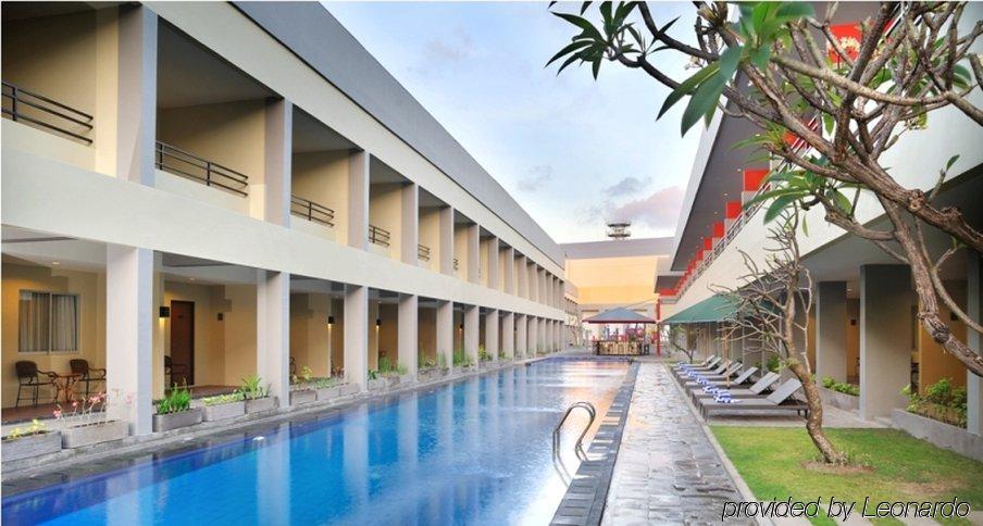 Kuta Station Hotel And Spa Μπαλί Εξωτερικό φωτογραφία