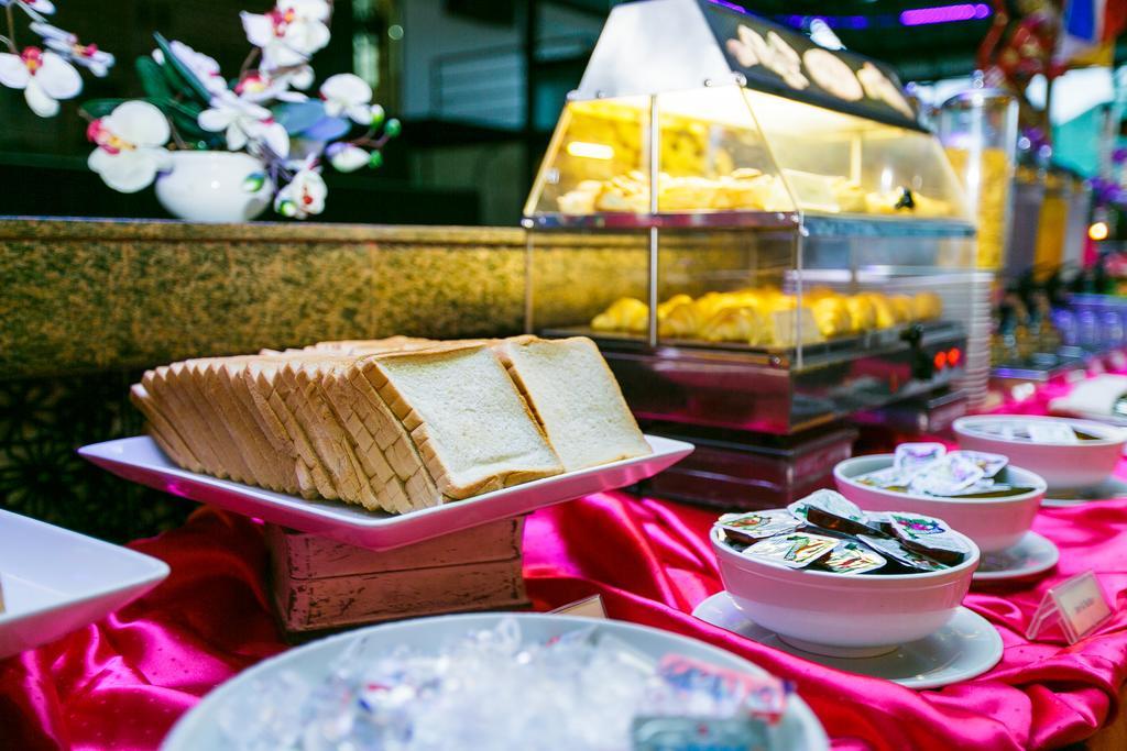 Kuta Station Hotel And Spa Μπαλί Εξωτερικό φωτογραφία