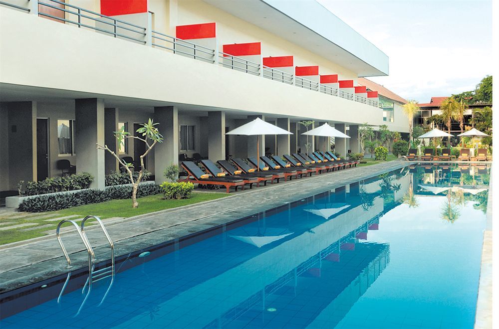 Kuta Station Hotel And Spa Μπαλί Εξωτερικό φωτογραφία