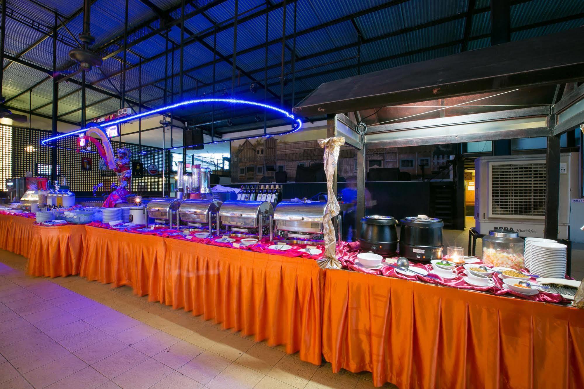 Kuta Station Hotel And Spa Μπαλί Εξωτερικό φωτογραφία